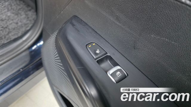 Kia K5 (III) 2.0 Prestige 2023 — фото 19