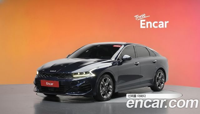 Kia K5 (III) 2.0 Prestige 2023 — фото 1