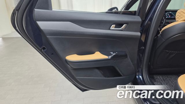 Kia K5 (III) 2.0 Prestige 2023 — фото 25