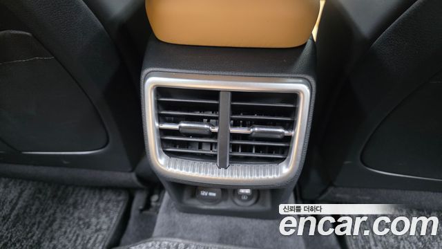Kia K5 (III) 2.0 Prestige 2023 — фото 28