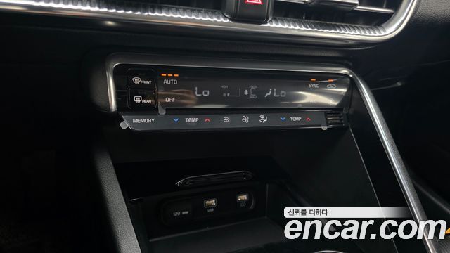 Kia K5 (III) 2.0 Signature 2020 — фото 17