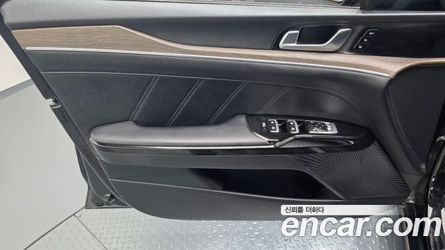 Kia K5 (III) 2.0 Signature 2020 — фото 24