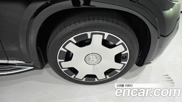 Mercedes-Benz EQS SUV (X296) Maybach EQS680 4MATIC 2026 — фото 5