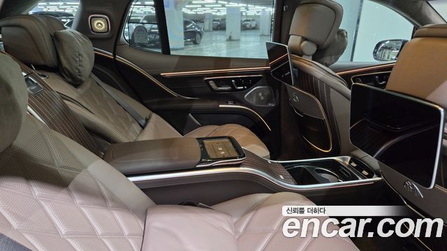 Mercedes-Benz EQS SUV (X296) Maybach EQS680 4MATIC 2026 — фото 24