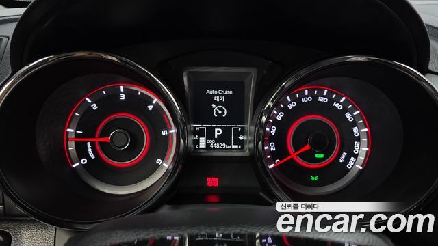 KG Mobility (SsangYong) Tivoli Air Diesel RX 4WD 2016 — фото 8