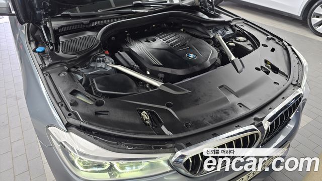 BMW 6 Series GT (G32) 630i xDrive Luxury 2020 — фото 6