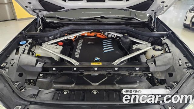 BMW X5 (G05) xDrive 45e xLine 2021 — фото 6