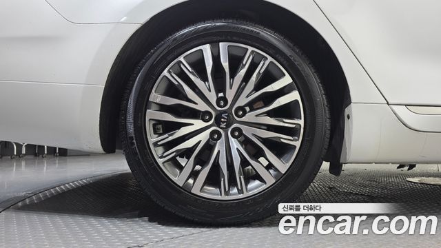 Kia K7 Premier 3.0 GDI Signature 2020 — фото 5