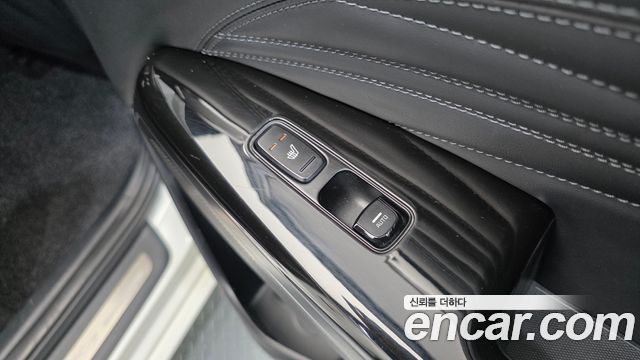 Kia K7 Premier 3.0 GDI Signature 2020 — фото 18