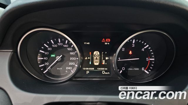 Land Rover Discovery Sport 2.0 TD4 SE 2016 — фото 8