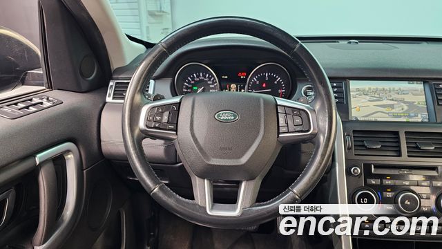 Land Rover Discovery Sport 2.0 TD4 SE 2016 — фото 13