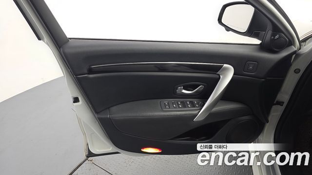 Renault Korea SM7 Nova LPLI 2.0 LPe Disabled 2019 — фото 24