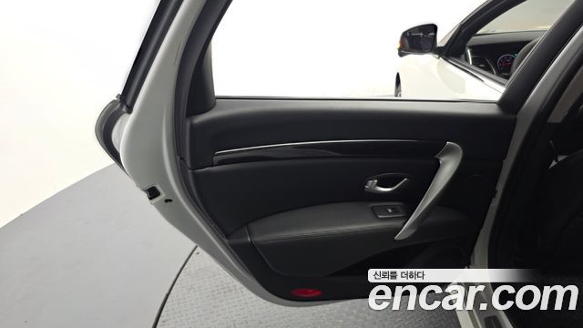 Renault Korea SM7 Nova LPLI 2.0 LPe Disabled 2019 — фото 25