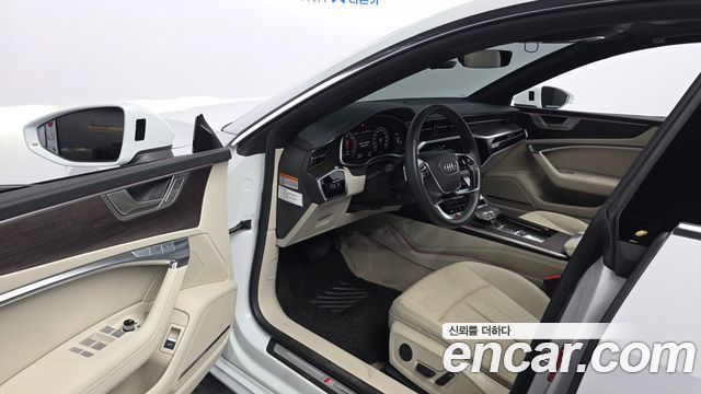 Audi A7 (4K) 45 TDI Quattro Premium 2022 — фото 10