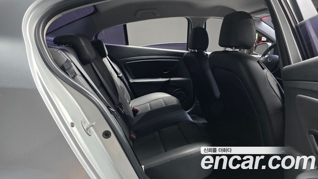 Renault Korea SM3 Neo SE 2017 — фото 11