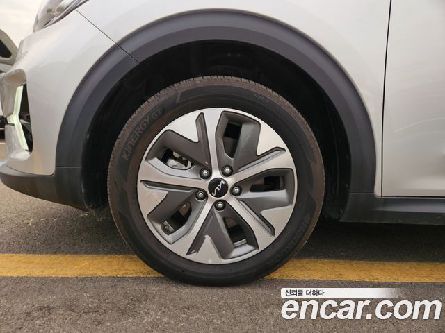 Kia Niro Plus Earth 2023 — фото 5