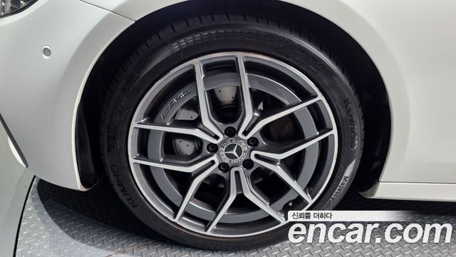 Mercedes-Benz E-Class (W213) E220d 4MATIC AMG Line 2021 — фото 5