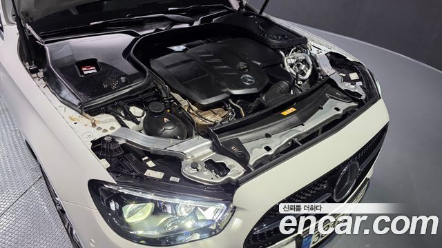 Mercedes-Benz E-Class (W213) E220d 4MATIC AMG Line 2021 — фото 6