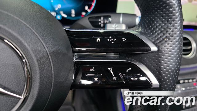 Mercedes-Benz E-Class (W213) E220d 4MATIC AMG Line 2021 — фото 32