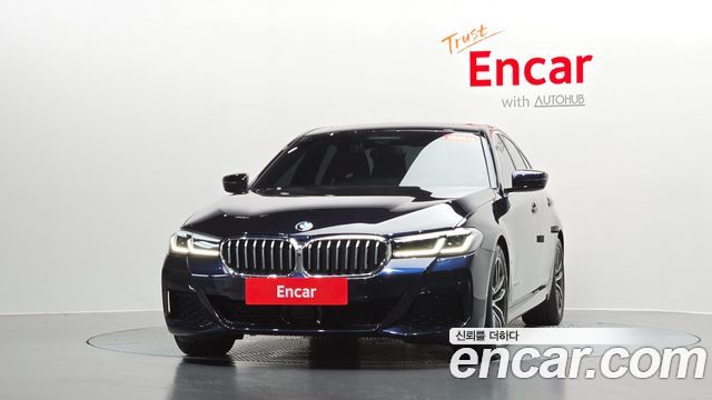 BMW 5 Series (G30) 520i M Sport 2023 — фото 3