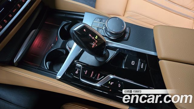 BMW 5 Series (G30) 520i M Sport 2023 — фото 9