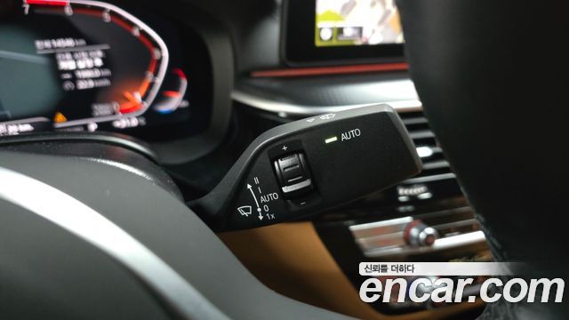 BMW 5 Series (G30) 520i M Sport 2023 — фото 20