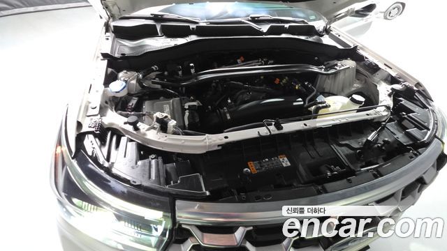 Ford Explorer (VI) 2.3 Platinum 4WD 2025 — фото 6