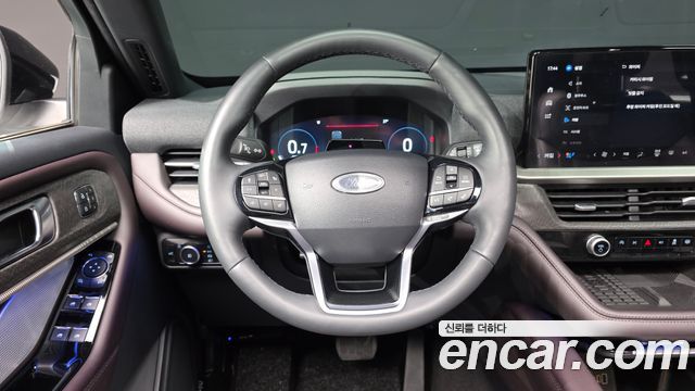 Ford Explorer (VI) 2.3 Platinum 4WD 2025 — фото 14
