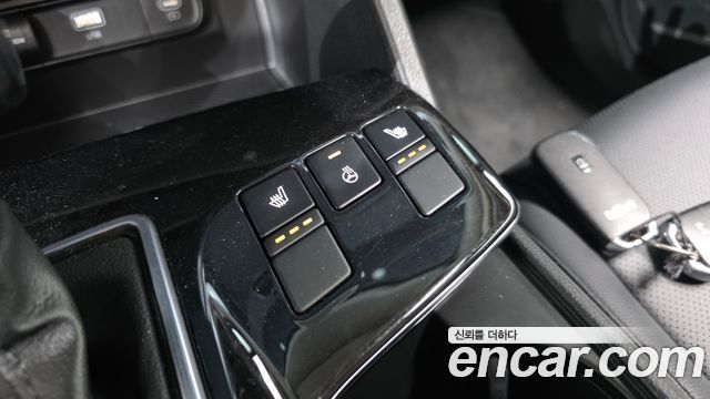 Kia Sportage (V) Diesel 2.0 2WD Trendy 2023 — фото 18