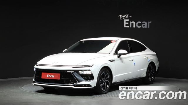 Hyundai Sonata The Edge (DN8) 2.0 Exclusive