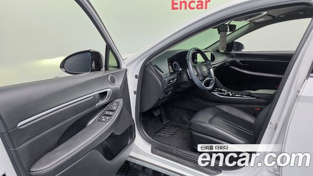 Hyundai Sonata (DN8) 2.0 Premium Plus 2023 — фото 10