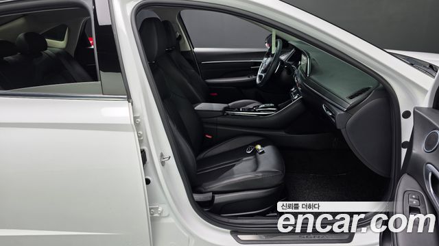 Hyundai Sonata (DN8) 2.0 Premium Plus 2023 — фото 26