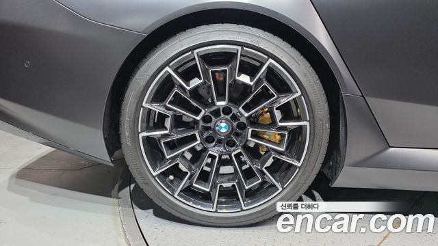 BMW M5 (G90) M5 Touring First Edition 2026 — фото 5