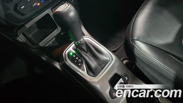 Jeep Renegade 1.6 Diesel Limited 2020 — фото 9
