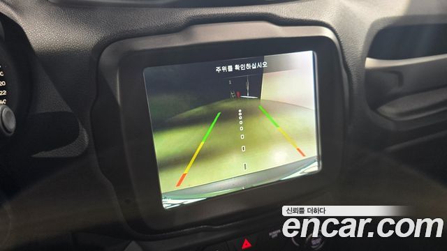 Jeep Renegade 1.6 Diesel Limited 2020 — фото 15