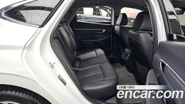 Hyundai Sonata (DN8) 1.6 Turbo Premium Plus 2022 — фото 12