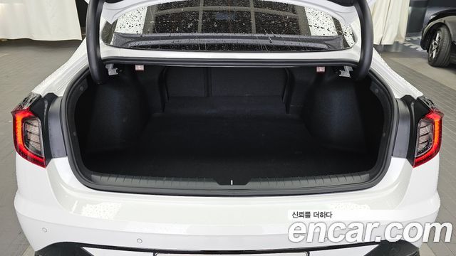 Hyundai Sonata (DN8) 1.6 Turbo Premium Plus 2022 — фото 20