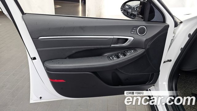 Hyundai Sonata (DN8) 1.6 Turbo Premium Plus 2022 — фото 24