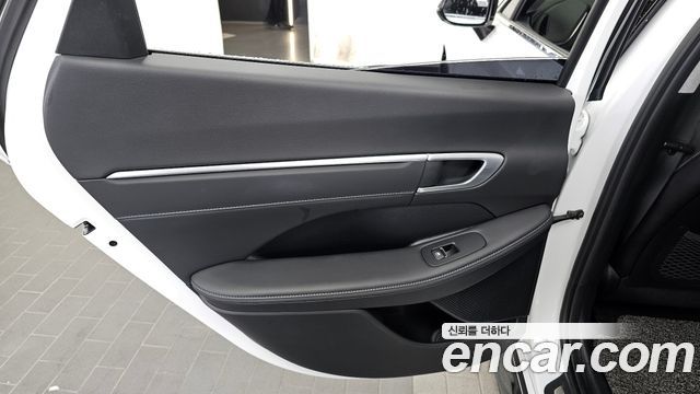 Hyundai Sonata (DN8) 1.6 Turbo Premium Plus 2022 — фото 25