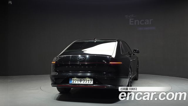 Hyundai Grandeur (GN7) 3,5 Gasoline 4WD Calligraphy 2023 — фото 4