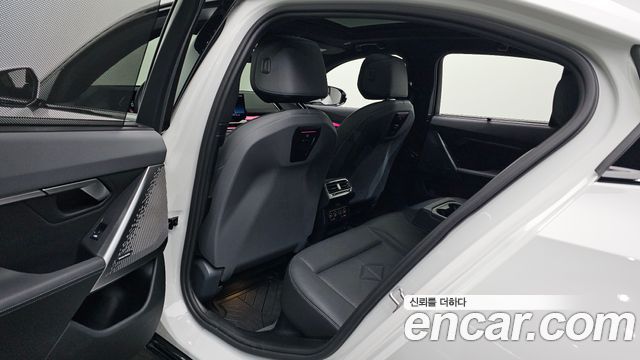 BMW 5 Series (G60) 530i xDrive M Sport 2024 — фото 11