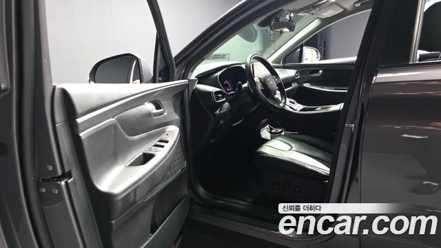 Hyundai Santa Fe Gasoline 2.5T 2WD Exclusive 2022 — фото 10