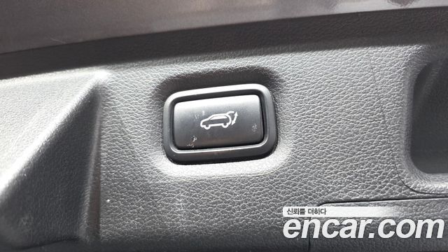 Hyundai Santa Fe Gasoline 2.5T 2WD Exclusive 2022 — фото 36