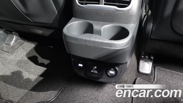 Hyundai Santa Fe Gasoline 2.5T 2WD Exclusive 2022 — фото 39