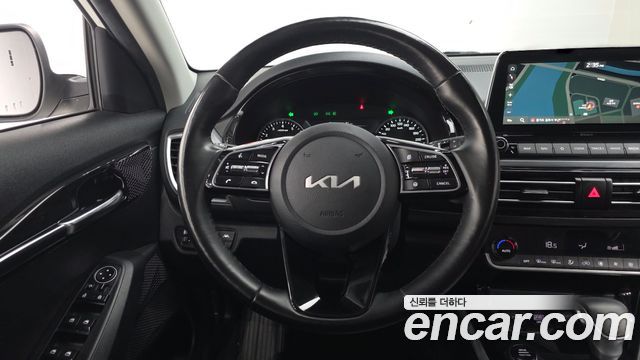 Kia Seltos Gasoline 1.6 Turbo 2WD Signature 2023 — фото 13