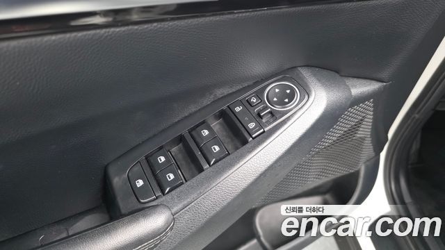 Kia Seltos Gasoline 1.6 Turbo 2WD Signature 2023 — фото 35