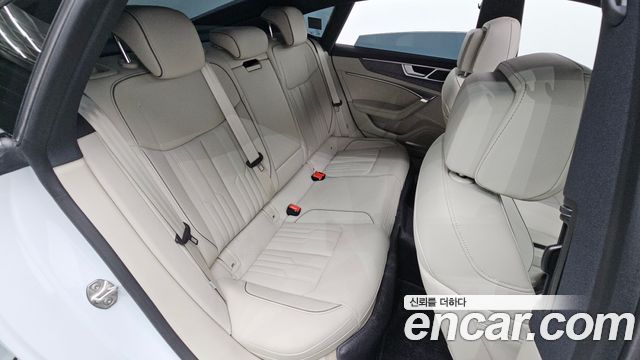 Audi A7 (4K) 55 TFSI Quattro Premium 2025 — фото 11