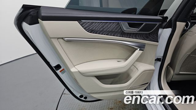 Audi A7 (4K) 55 TFSI Quattro Premium 2025 — фото 25