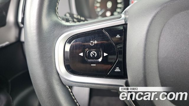 Volvo XC90 (II) T8 R-Design Hybrid 2021 — фото 20