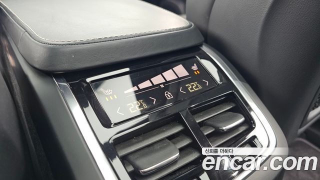 Volvo XC90 (II) T8 R-Design Hybrid 2021 — фото 33